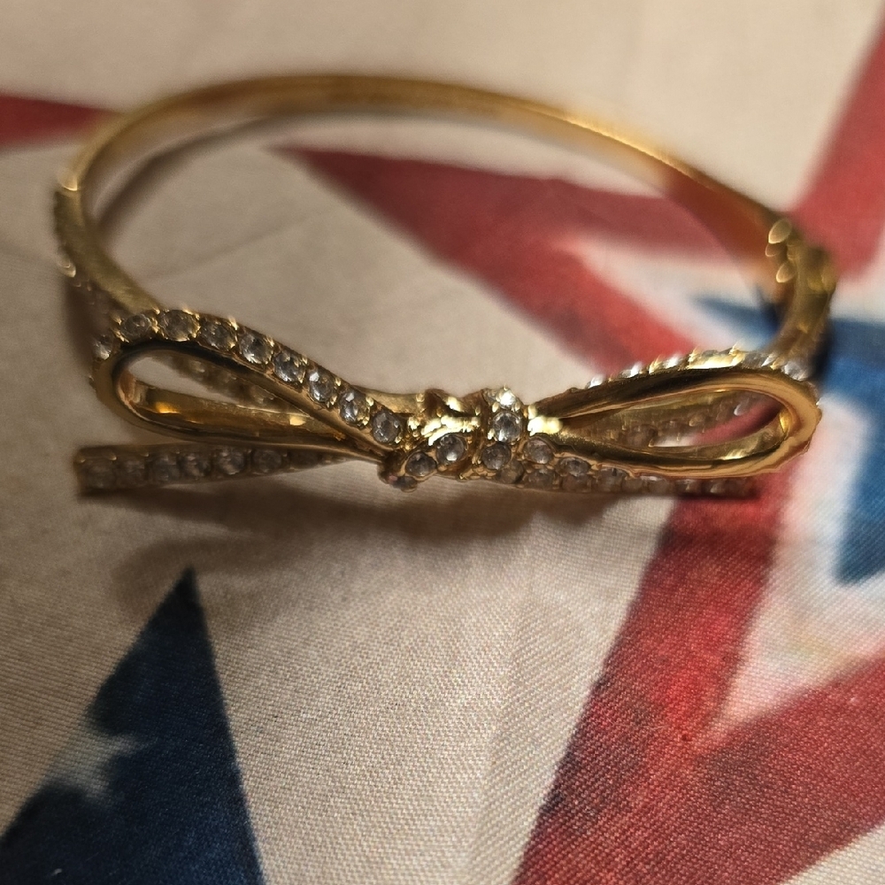 Kate Spade Elegant Gold Bow Bracelet with Crystals